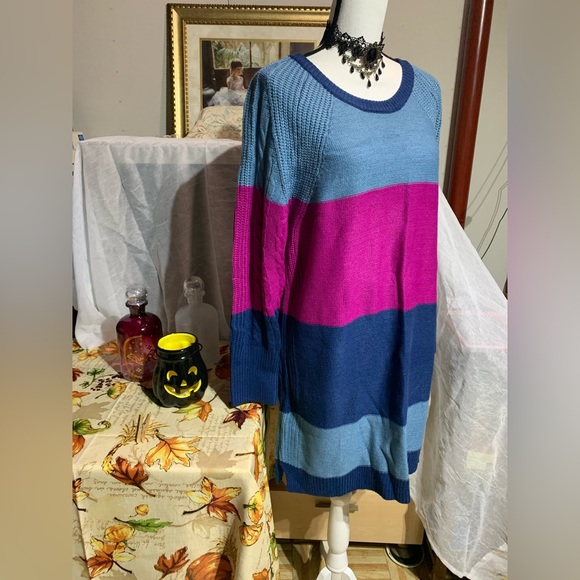 Lularoe Lauren Blue Color Block Sweater Dress - Picture 3 of 8